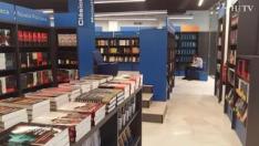 La nueva sede de Librería General ha abierto este sábado sus puertas en plaza de Aragón, en Zaragoza.