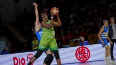 Umi Diallo en un partido de la pasada temporada con su último club, el Araski