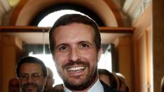 Pablo Casado ha sorprendido con una nueva imagen en la toma de posesión de la nueva presidenta de la Comunidad de Madrid, Isabel Díaz Ayuso.