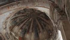 Detalle del interior de la capilla, que lleva 50 años tapiada.