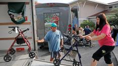 Hasta 72 hogares de ancianos han sido evacuados ante el riesgo de que el huracán Dorian impacte en Florida.