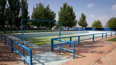Imagen de las piscinas de Casetas, esta semana, tras el cierre de temporada.