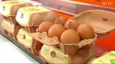 Ecológicos, de gallinas criadas al aire libre, o de gallinas en cautividad, los huevos que podemos encontrar en el supermercado pueden ser de diferentes clases. Pero, ¿Cómo saber si son ecológicos?