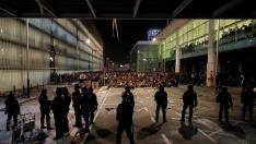 Cargas policiales en el aeropuerto de El Prat