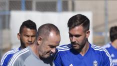 Atienza charla con Víctor Fernández en la Ciudad Deportiva.