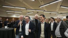 Beamonte junto a los candidatos Eloy Suárez y Pedro Navarro, este domingo, en el hotel zaragozano donde el PP-Arahón ha seguido los resultados del 10-N.
