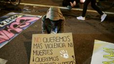La muerte de un joven por la violencia policial en las protestas conmociona Colombia
