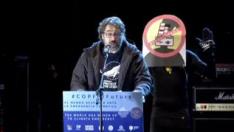 Javier Bardem llama "estúpido" al alcalde de Madrid y luego se disculpa