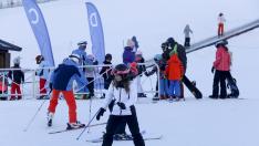 Los esquiadores han apurado el día de Reyes para disfrutar de la nieve en Formigal.