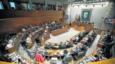 PLENO EN LAS CORTES DE ARAGON _ PRIMER PLEN (33049280)