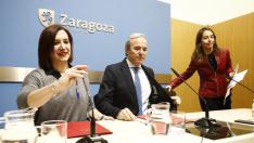 Sara Fernández, Jorge Azcón y María Navarro