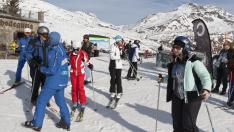 Turistas rusos esquiando en Formigal /Foto Rafael Gobantes / 25-1-16 [[[HA ARCHIVO]]]