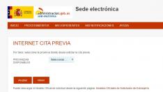 Una vez ingresado en la citada dirección y tras seleccionar la provincia de Zaragoza y clicar el botón aceptar, se debe seleccionar policía y pinchar en solicitud asilo.