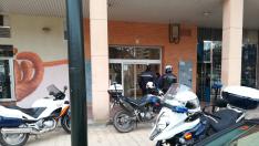 Un hombre acuchilla a una joven a la puerta de su casa en Zaragoza