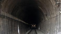 Un tren de mercancías averiado en el túnel de Calamocha afecta a 140 pasajeros