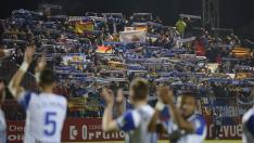 La afición zaragocista en el estadio de Anduva.