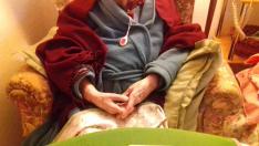 Magdalena Micolau, de 92 años, en su casa de Zaragoza.
