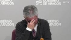 Javier Marión, Director Gerente del Salud, se ha emocionado este miércoles en la rueda de prensa para dar cuenta de la situación del coronavirus en Aragón, al agradecer el trabajo del personal hospitalario y las donaciones de mascarillas que han recibido por parte de particulares y empresas.