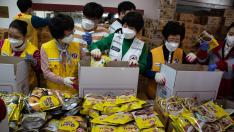 South Korea's Red Cross prepares emergency relief kits amid coronavirus pandemic