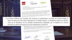 EH Bildu hace público el pacto al que acaba de llegar con el Gobierno: "derogar de manera íntegra la reforma laboral del año 2012 impulsada por el Partido Popular. Además añade el documento que esa derogación debe hacerse efectiva antes de que finalicen las medidas por la crisis de la covid. A medianoche, giro de los acontecimientos. Ferraz envía una nota aclaratoria en la que anula el punto 1 del acuerdo. La derogación de la reforma laboral no será íntegra, solo se eliminan los aspectos más lesivos.
