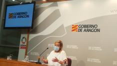 Marta Gastón, consejera de Economía del Gobierno aragonés en la presentación de las ayudas en el edificio Pignatelli.