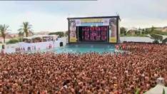 Ahora a mediados de agosto, tendrían que estar celebrándose muchos de los festivales de verano y de las fiestas patronales de los que este año no vamos a poder disfrutar. Un verano diferente para los que suelen disfrutar de este tipo de eventos y para los pueblos que acogen los festivales que hacen frente, además, a importantes pérdidas económicas.