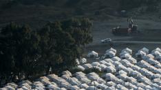 Vista del campamento temporal levantado en las instalaciones militares de Moria, en Grecia.