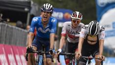 Sergio Samitier, este lunes, en su llegada en la tercera etapa del Giro de Italia.