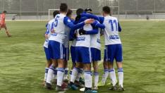 Los jugadores del RZD Aragón celebran un gol en un partido reciente.