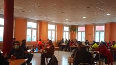 El bar La Paz del polígono de Teruel sobrevive a base de almuerzos al 50% de aforo