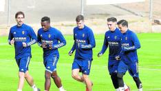 Eguaras, Buyla, Vigaray, Larrazabal y Ros conversan en la Ciudad Deportiva.