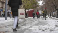 Nieve y hielo en las calles de Zaragoza.