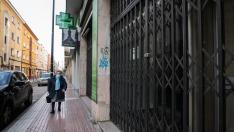 Un local cerrado en Zaragoza.