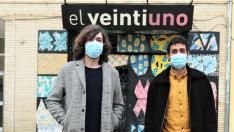 Jorge Pérez, de El Verbo Odiado, y Luis Costa, de El Veintiuno.