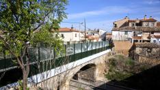Acaba en Ateca la reparación urgente del antiguo puente sobre las vías del tren de la carretera de Munébrega