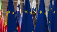 Banderas europeas durante una reunión de la UE.