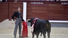 Enrique Ponce, durante su faena en la plaza de toros de Las Ventas de Madrid, el pasado 2 de mayo.