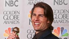Tom Cruise, con un Globo de Oro, en 2000.