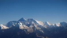 Vista del Everest, techo del planeta en la cordillera del Himalaya