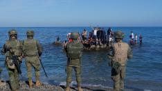 Thousands of migrants cross the Spanish-Moroccan border