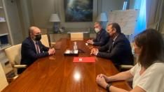 Reunión entre Fomento y el Gobierno de Aragón sobre el futuro de los servicios ferroviarios.