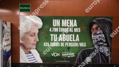 Cartel electoral de Vox en la estación de cercanías de Sol, a 21 de abril de 2021, en Madrid (España).