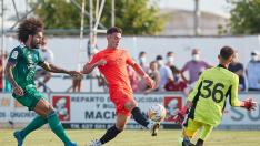 Escriche ha sido el jugador más destacado de este amistoso.
