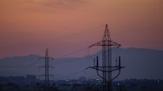 Torres de tensión en el Cañaveral (Madrid) el día en el que el precio de la luz alcanzó un máximo histórico esta semana.