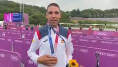 El granadino se lleva la medalla de bronce en la prueba de ciclismo de montaña tras una gran remontada que ha culminado en los últimos metros del circuito.