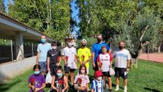 Cincuenta tenistas participan en el tradicional campeonato comarcal de Peralta de Alcofea