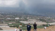El volcán sigue expulsando gases tóxicos