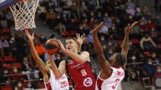 La gran actuación de Radoncic no bastó ayer para doblegar al Hapoel Gilboa israelí.
