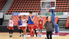 Aday Mara, en el entrenamiento del Casademont Zaragoza.