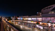 El centro comercial devolverá a sus clientes el 10% de sus compras en cupones canjeables en establecimientos adheridos a la promoción.